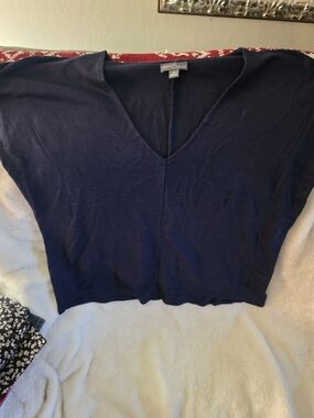 Market & Spruce Navy V-Neck Top